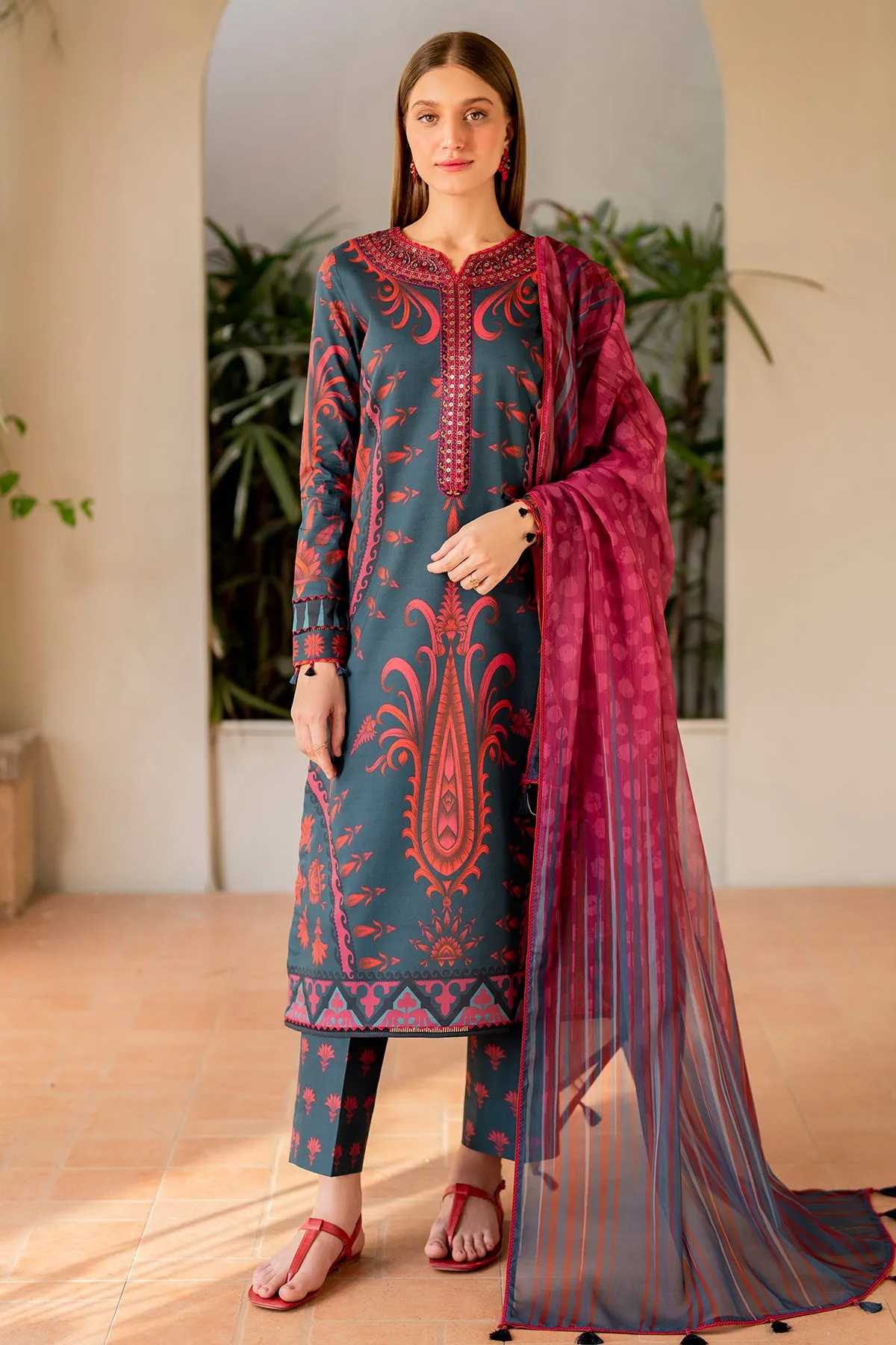 EMBROIDERED LAWN USE-9061