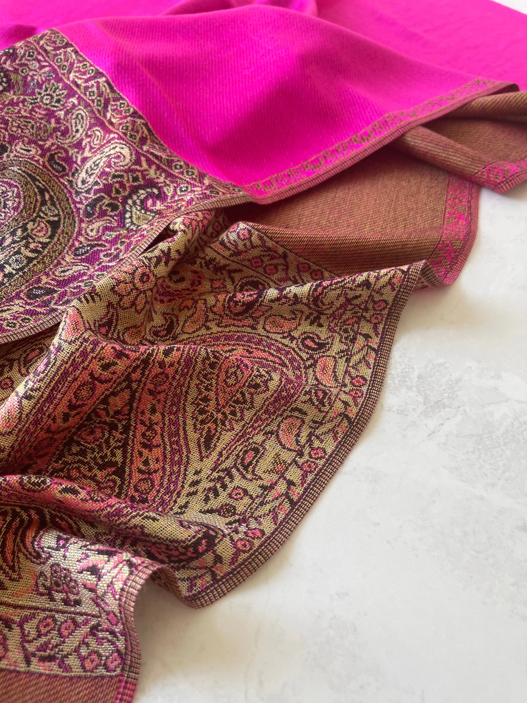 LARGE PLAIN FUCHSIA PINK REVERSIBLE MULTI COLOUR PAISLEY PRINT PASHMINA SHAWL SCARF WRAP