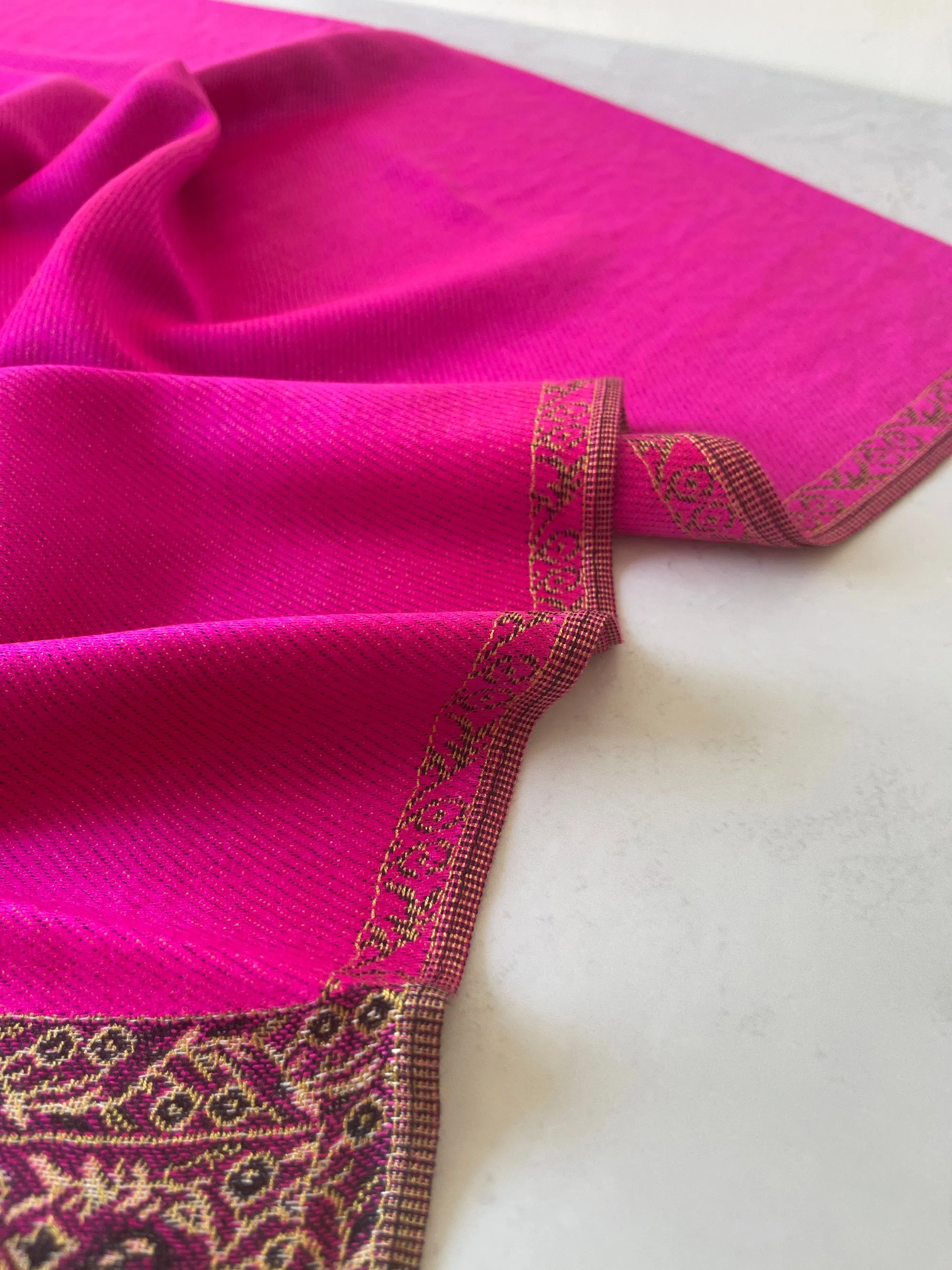 LARGE PLAIN FUCHSIA PINK REVERSIBLE MULTI COLOUR PAISLEY PRINT PASHMINA SHAWL SCARF WRAP